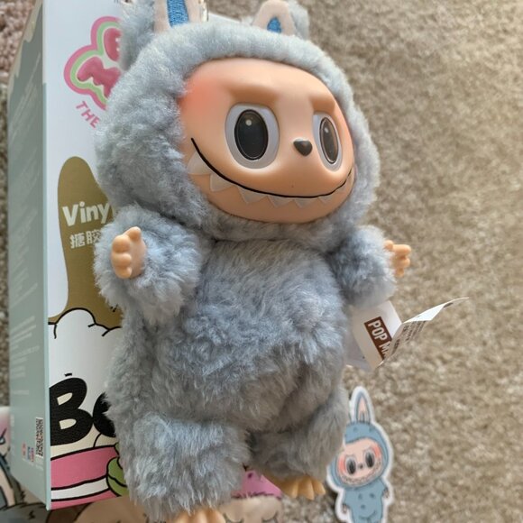 Labubu The Monsters Exciting Macaron Sea Salt Coconut - Picture 8 of 8